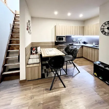 Blackberry Apartment